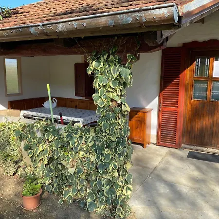 Holiday home Oaza Miru V Sozitju Z Naravo